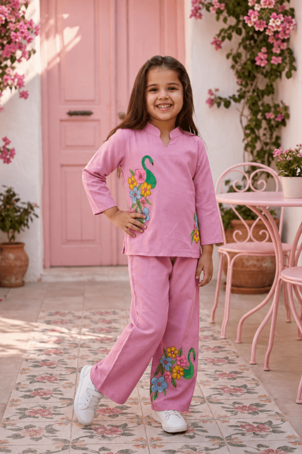 Pink Handpainted Swan Floral Co-Ord Set for Girls | STITCHKAA